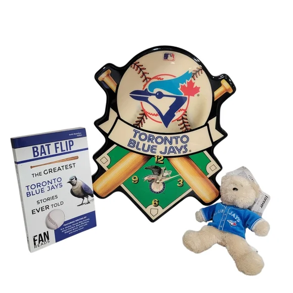 Toronto Blue Jays Baseball MLB Collectables Set Bear, Vintage Wall Clock & Book - Picture 9 of 17